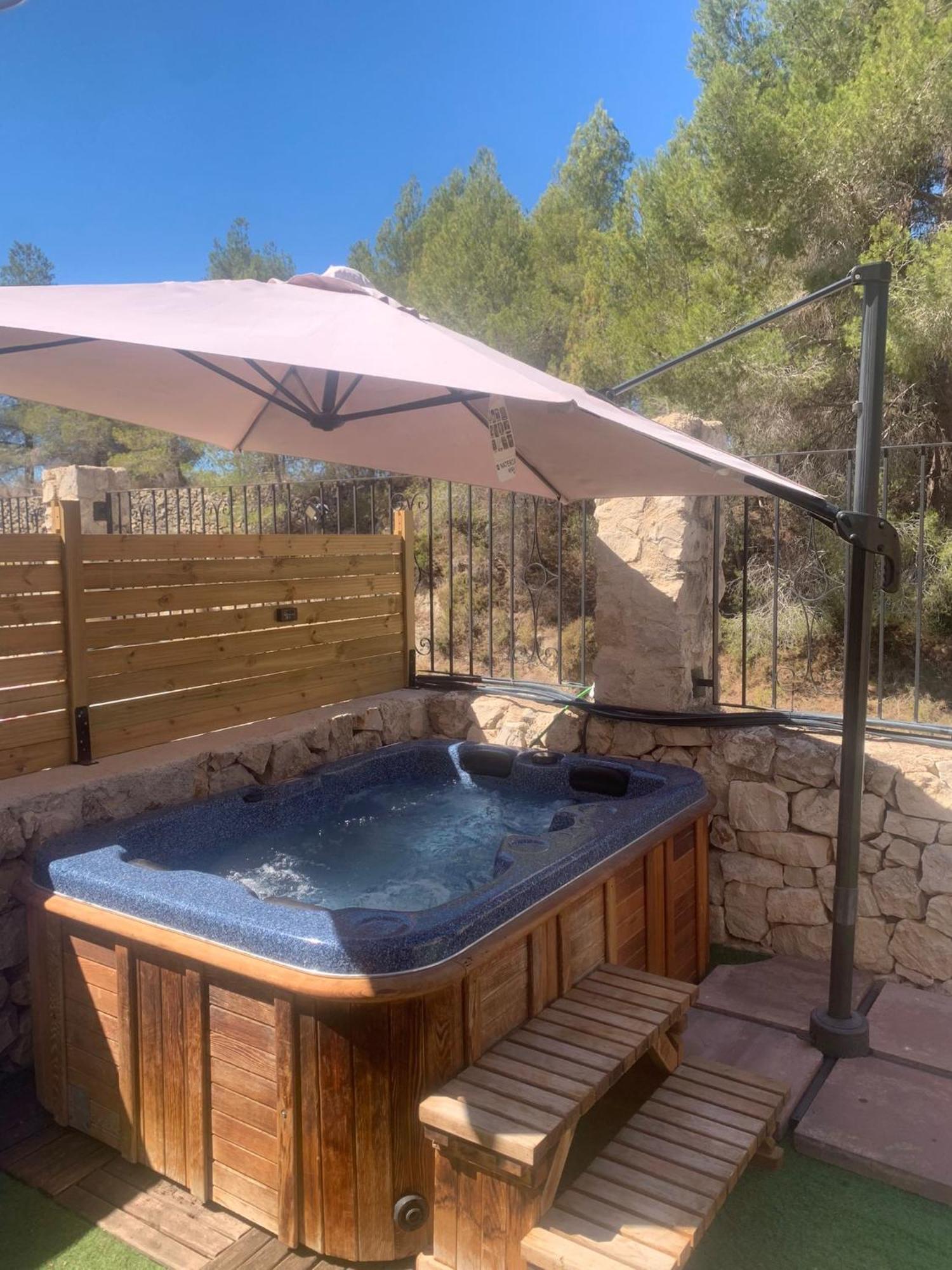 Cala-azul Y Jacuzzi